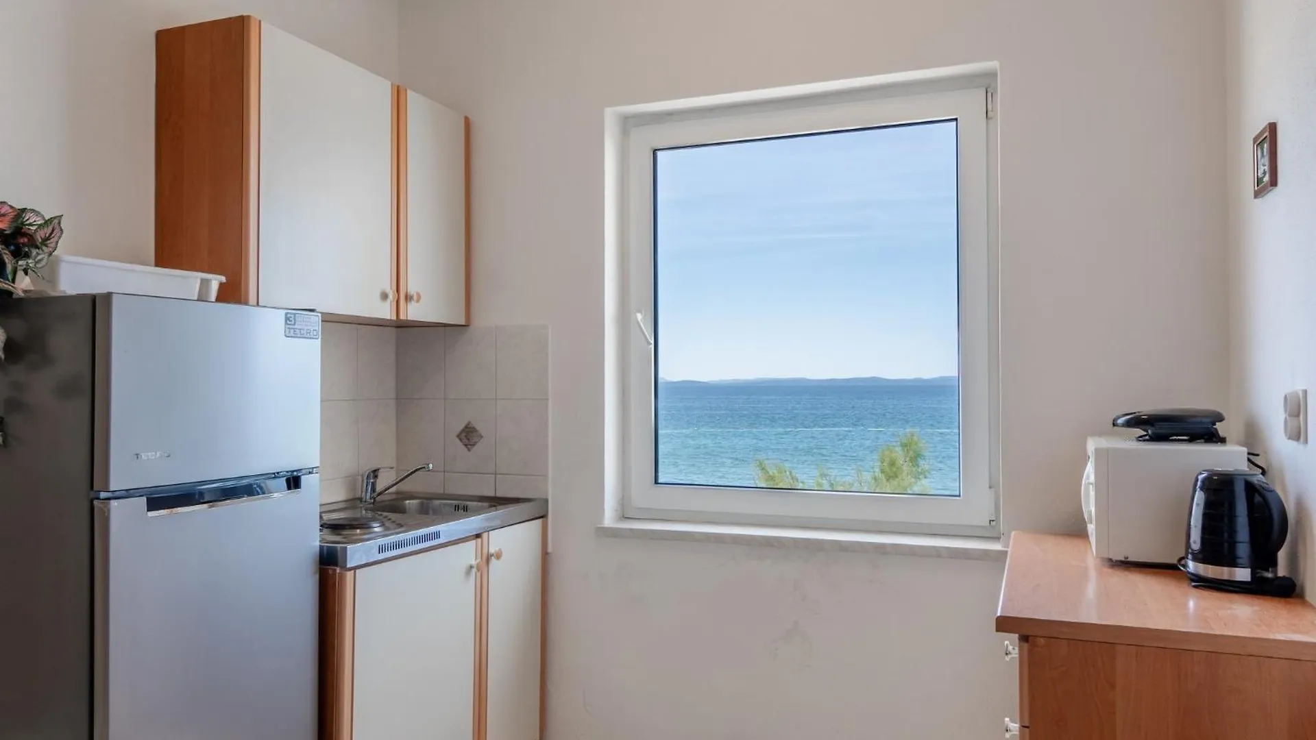 Apartments By The Sea Vir - 23426