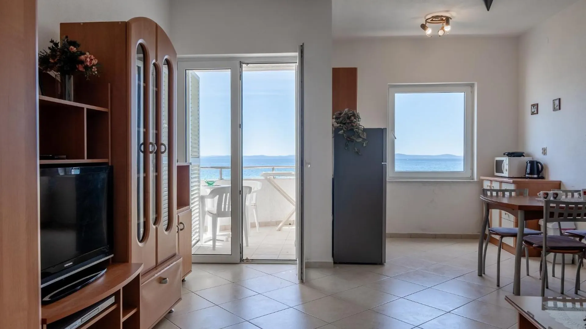 Apartments By The Sea Vir - 23426